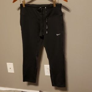 Nike Dri-Fit Epic Run Tight NWT size S crop length